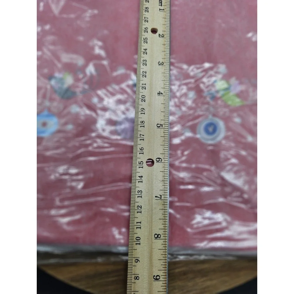 Vintage Liz Claiborne Christmas Vinyl Lunch Tote Cosmetic Counter‎ Giveaway